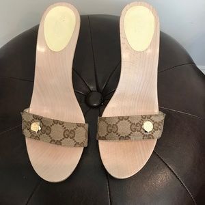 Gucci GG slides